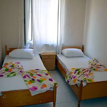 Ahmeda Hotel 3*